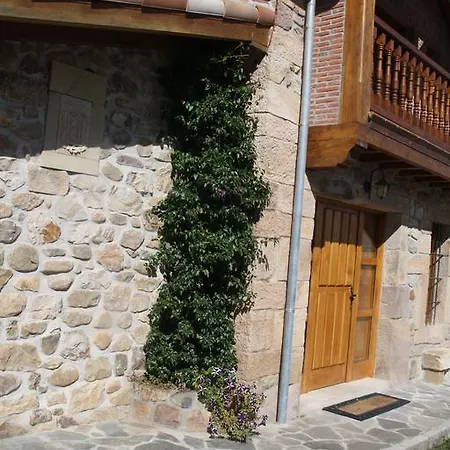 La Casa Del Rio Bárcena de Pie de Concha